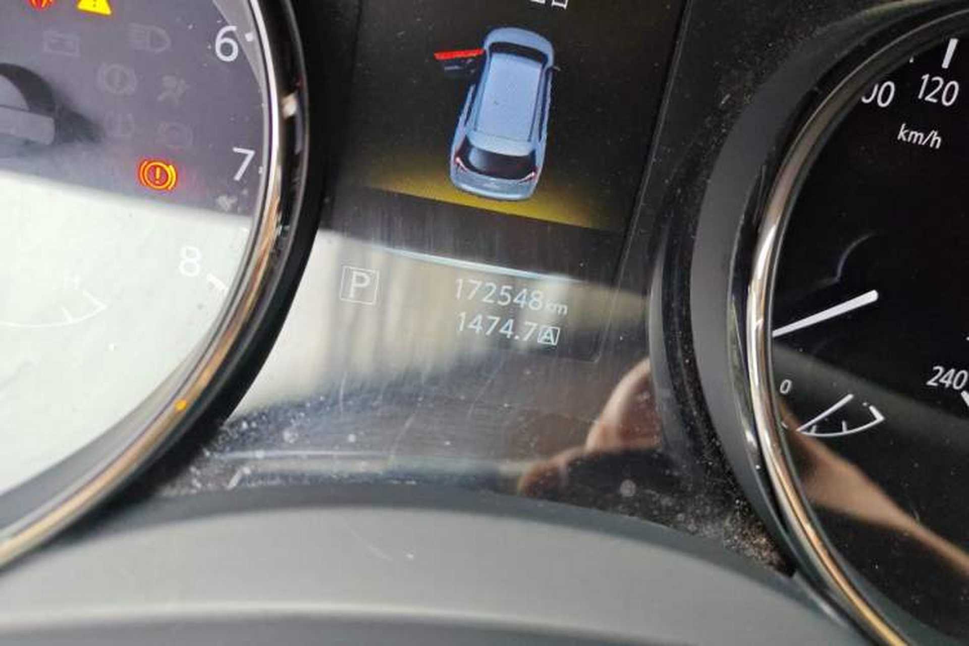 Used Nissan X-Trail 2014 2.0L CVT Comfort Edition 2WD Odometer Close Up