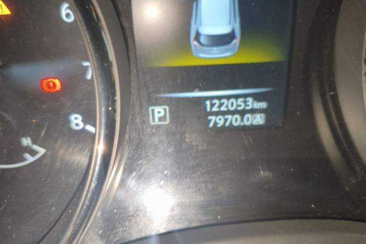 Used Nissan X-Trail 2014 2.0L CVT Comfort Edition 2WD Odometer Close Up