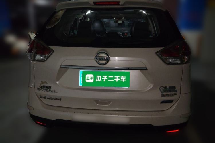 Used Nissan X-Trail 2014 2.5L CVT Luxury Edition 4WD Rear