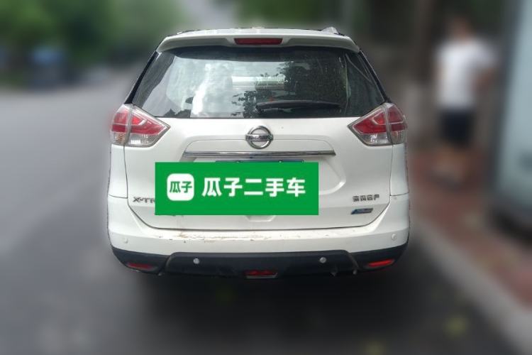 Used Nissan X-Trail 2014 2.5L CVT Luxury Edition 4WD Rear