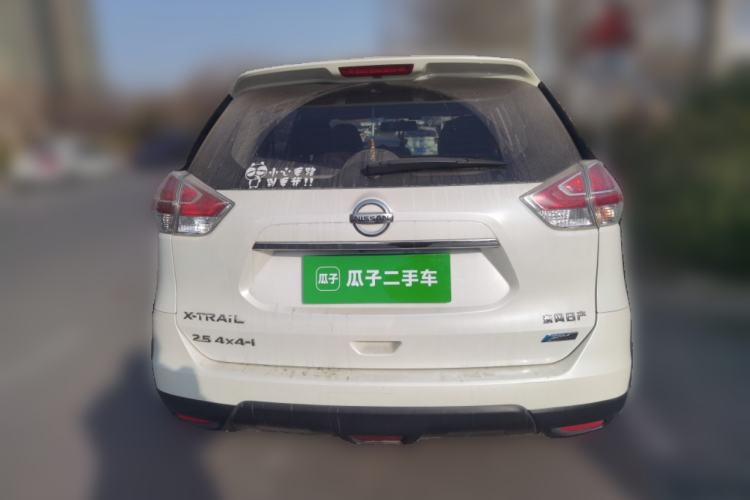 Used Nissan X-Trail 2014 2.5L CVT Luxury Edition 4WD Rear