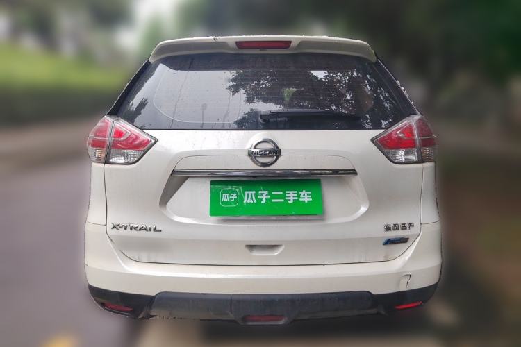 Used Nissan X-Trail 2014 2.5L CVT Luxury Edition 4WD Rear