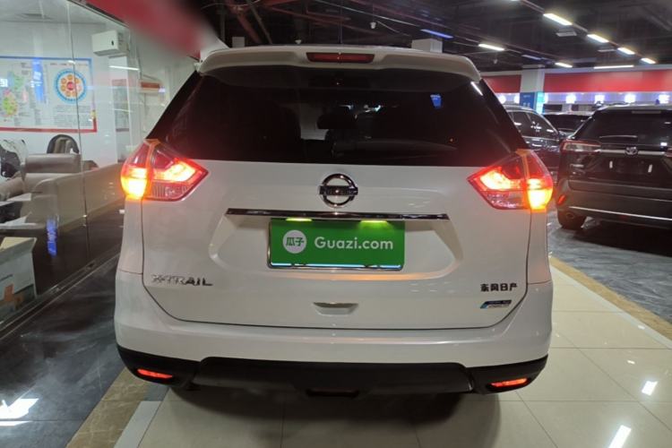 Used Nissan X-Trail 2014 2.0L CVT Comfort Edition 2WD Rear