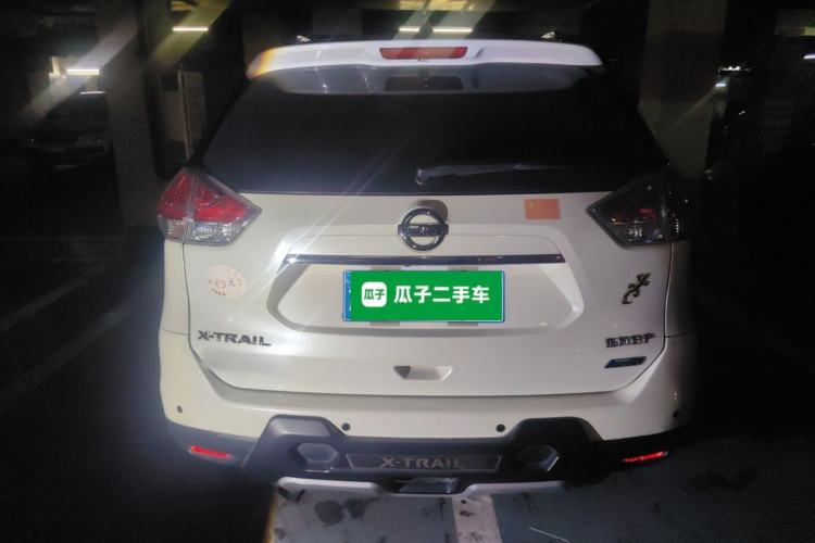 Used Nissan X-Trail 2014 2.5L CVT Leading Edition 4WD Rear