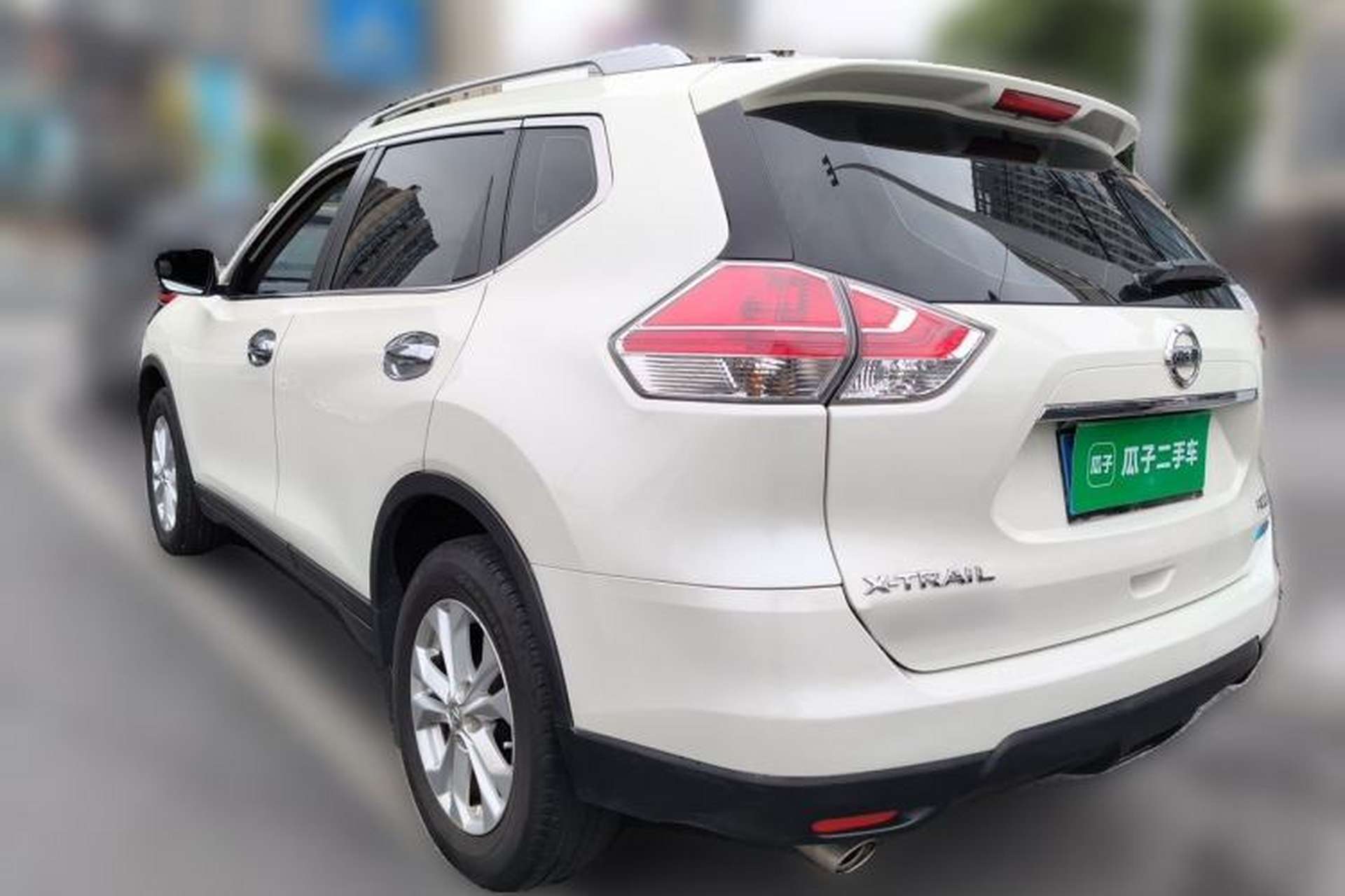 Used Nissan X-Trail 2014 2.5L CVT Luxury Edition 4WD Rear Left 45 Deg