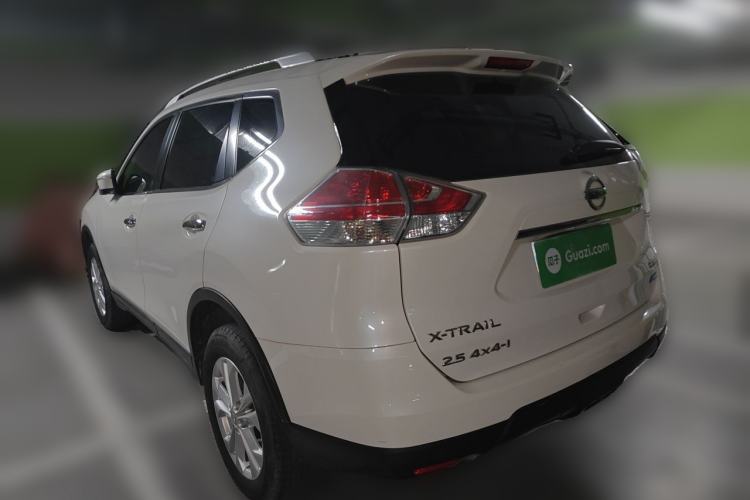 Used Nissan X-Trail 2014 2.5L CVT Luxury Edition 4WD Rear Left 45 Deg