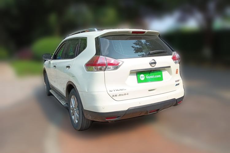 Used Nissan X-Trail 2014 2.5L CVT Leading Edition 4WD Rear Left 45 Deg