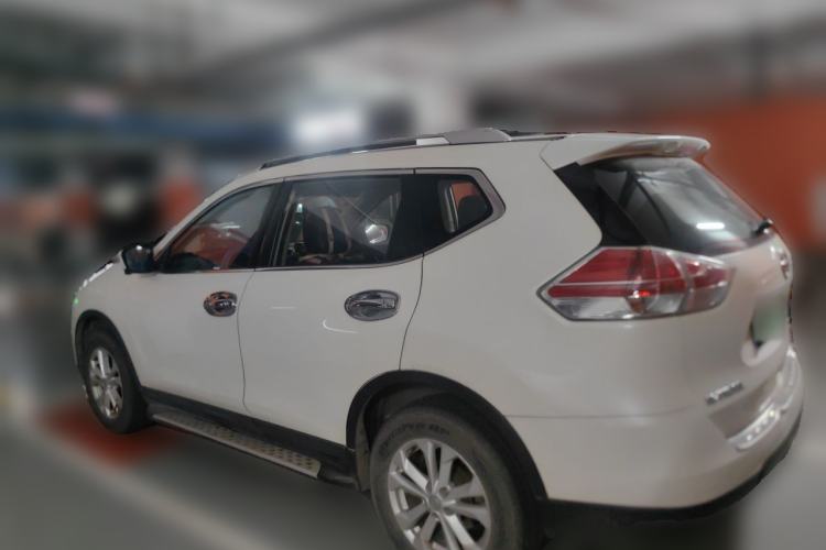 Used Nissan X-Trail 2014 2.0L CVT Comfort Edition 2WD Rear Left 45 Deg