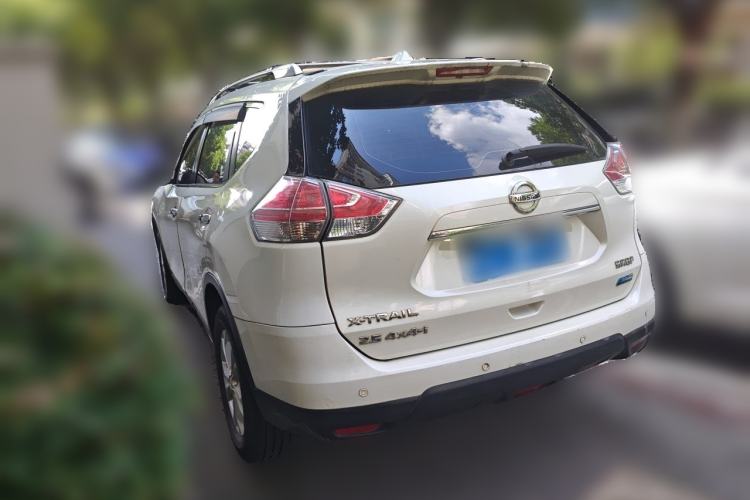 Used Nissan X-Trail 2014 2.5L CVT Luxury Edition 4WD Rear Left 45 Deg