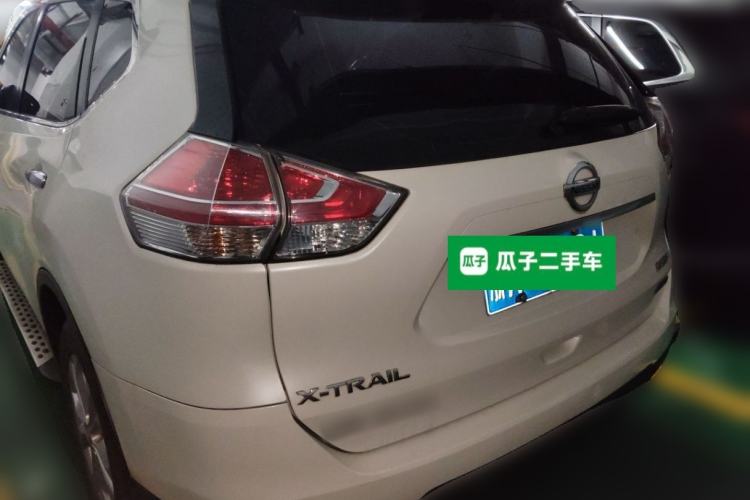 Used Nissan X-Trail 2014 2.5L CVT Luxury Edition 4WD Rear Left 45 Deg