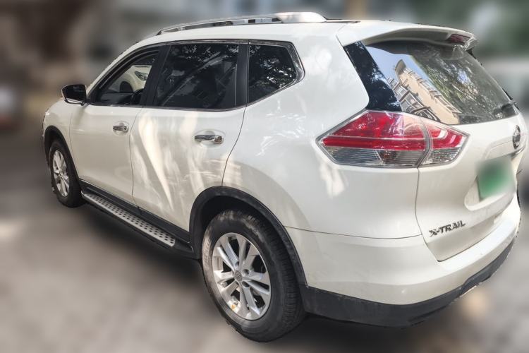 Used Nissan X-Trail 2014 2.5L CVT Leading Edition 4WD Rear Left 45 Deg