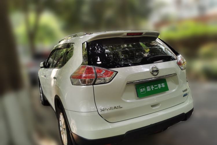 Used Nissan X-Trail 2014 2.5L CVT Leading Edition 4WD Rear Left 45 Deg