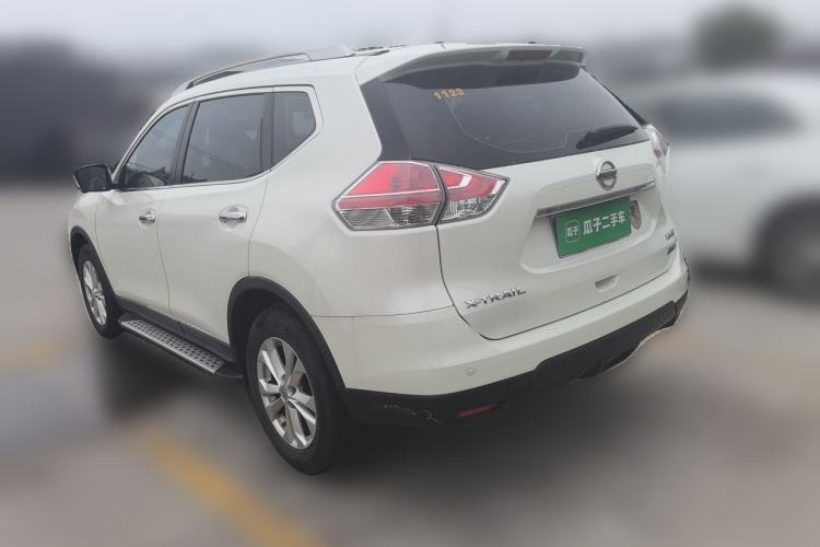 Used Nissan X-Trail 2014 2.5L CVT Luxury Edition 4WD Rear Left 45 Deg