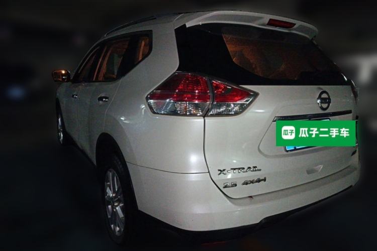Used Nissan X-Trail 2014 2.5L CVT Luxury Edition 4WD Rear Left 45 Deg