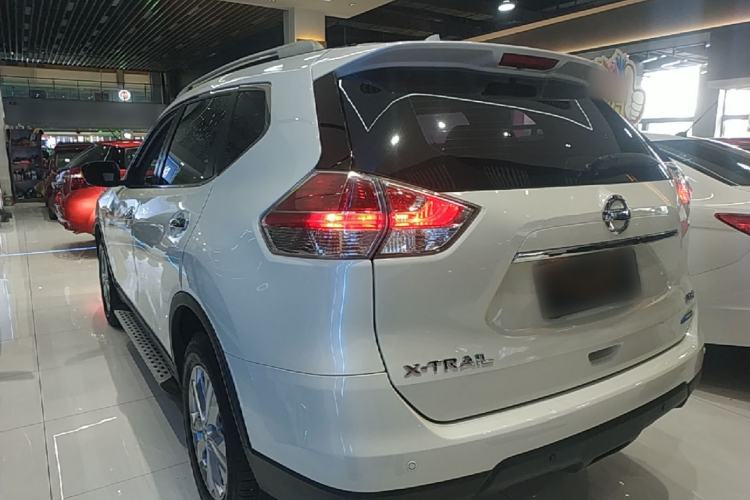 Used Nissan X-Trail 2014 2.0L CVT Comfort Edition 2WD Rear Left 45 Deg