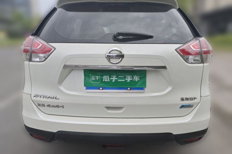 Used Nissan X-Trail 2014 2.5L CVT Luxury Edition 4WD Rear