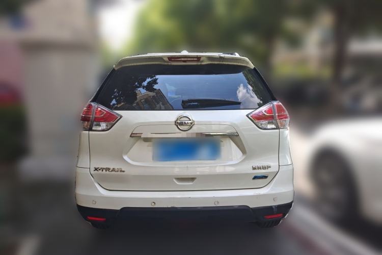 Used Nissan X-Trail 2014 2.5L CVT Luxury Edition 4WD Rear