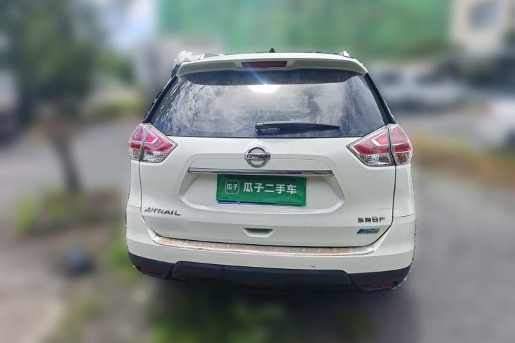 Used Nissan X-Trail 2014 2.5L CVT Luxury Edition 4WD Rear