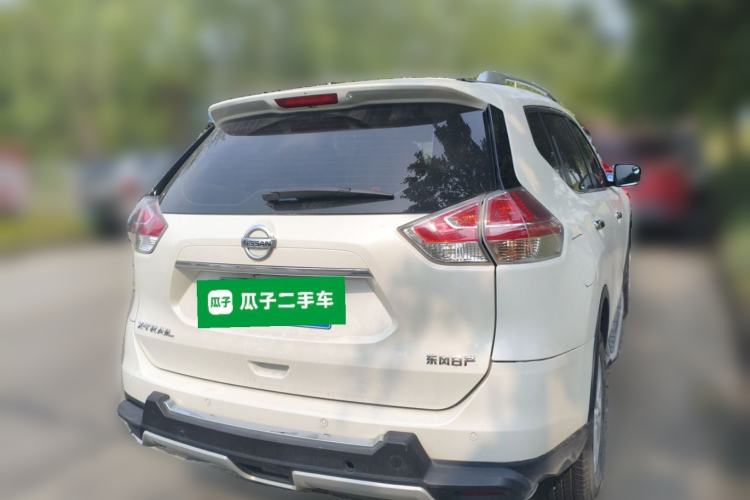Used Nissan X-Trail 2014 2.0L CVT Comfort Edition 2WD Rear Right 45 Deg