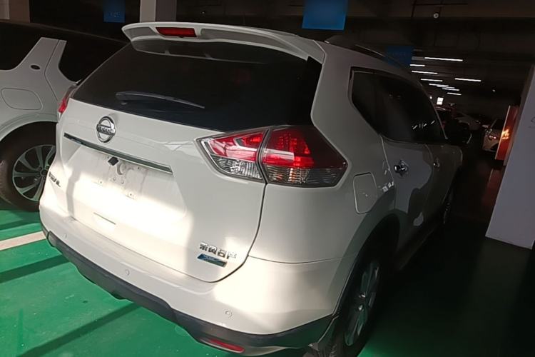 Used Nissan X-Trail 2014 2.0L CVT Comfort Edition 2WD Rear Right 45 Deg