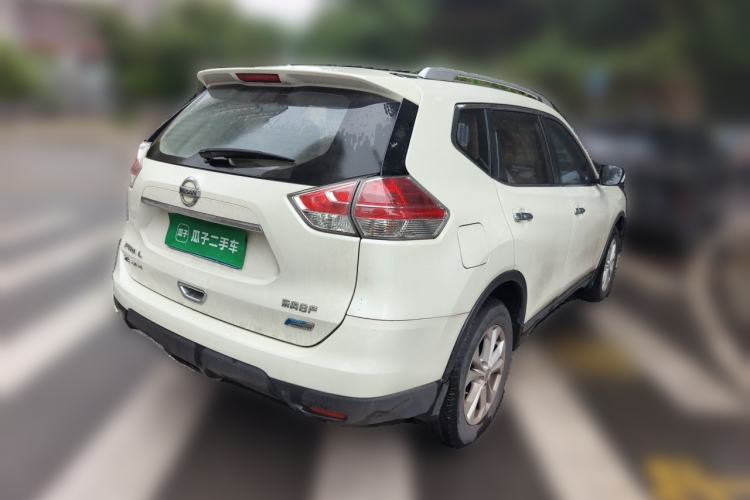 Used Nissan X-Trail 2014 2.5L CVT Leading Edition 4WD Rear Right 45 Deg