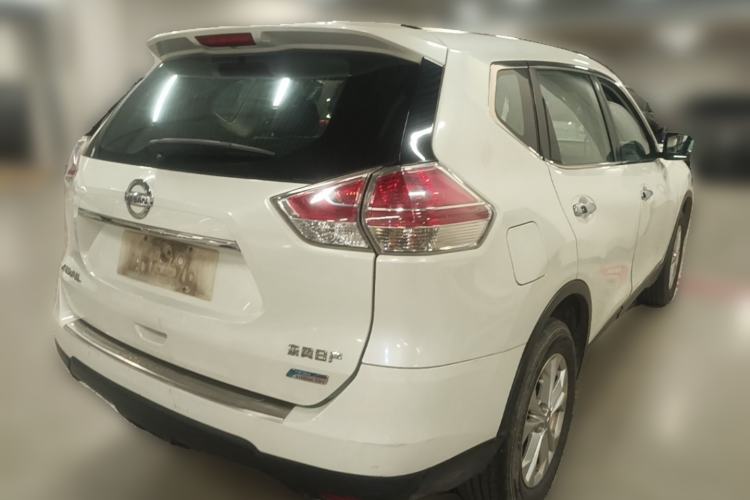 Used Nissan X-Trail 2014 2.0L CVT Comfort Edition 2WD Rear Right 45 Deg