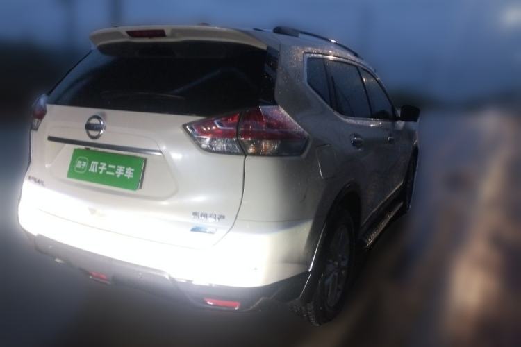 Used Nissan X-Trail 2014 2.0L CVT Comfort Edition 2WD Rear Right 45 Deg