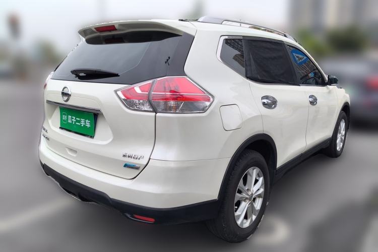 Used Nissan X-Trail 2014 2.5L CVT Luxury Edition 4WD Rear Right 45 Deg