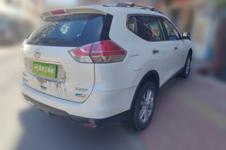 Used Nissan X-Trail 2014 2.5L CVT Luxury Edition 4WD Rear Right 45 Deg