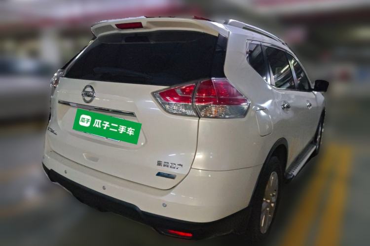 Used Nissan X-Trail 2014 2.0L CVT Comfort Edition 2WD Rear Right 45 Deg