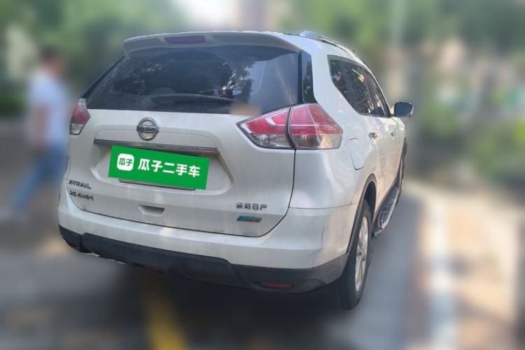 Used Nissan X-Trail 2014 2.5L CVT Luxury Edition 4WD Rear Right 45 Deg