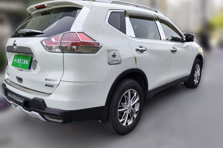 Used Nissan X-Trail 2014 2.5L CVT Luxury Edition 4WD Rear Right 45 Deg