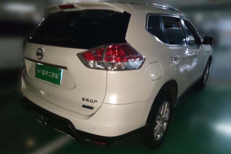 Used Nissan X-Trail 2014 2.0L CVT Comfort Edition 2WD Rear Right 45 Deg