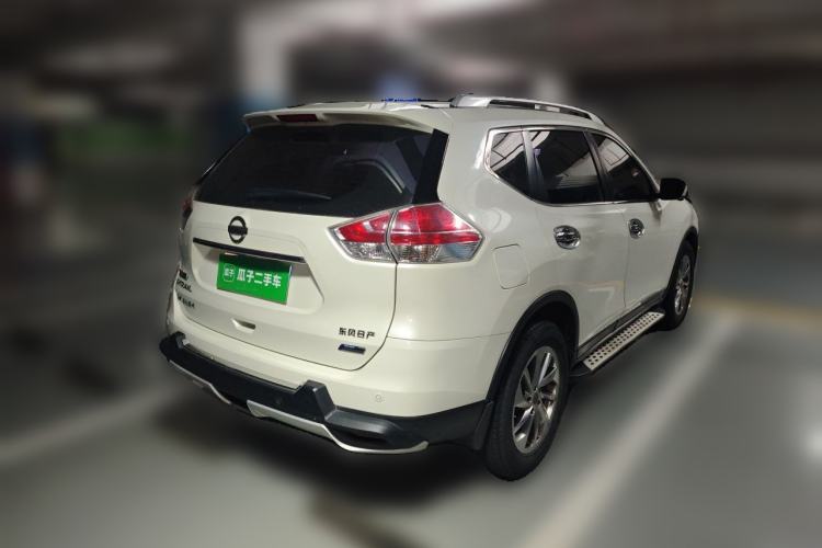 Used Nissan X-Trail 2014 2.5L CVT Ultimate Edition 4WD Rear Right 45 Deg