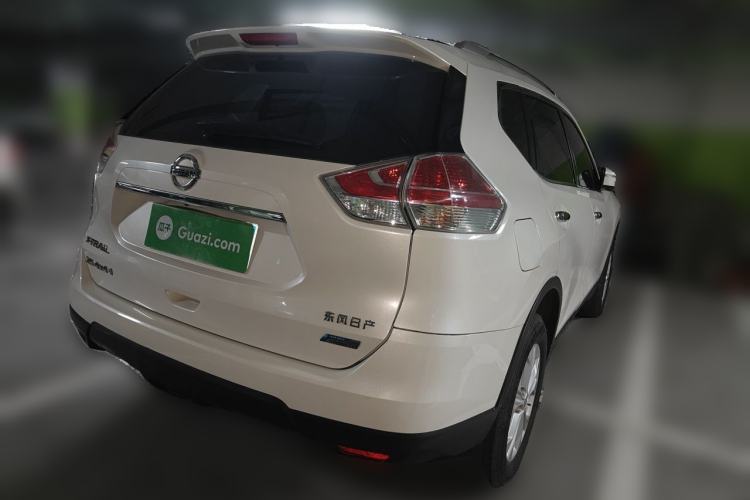 Used Nissan X-Trail 2014 2.5L CVT Luxury Edition 4WD Rear Right 45 Deg