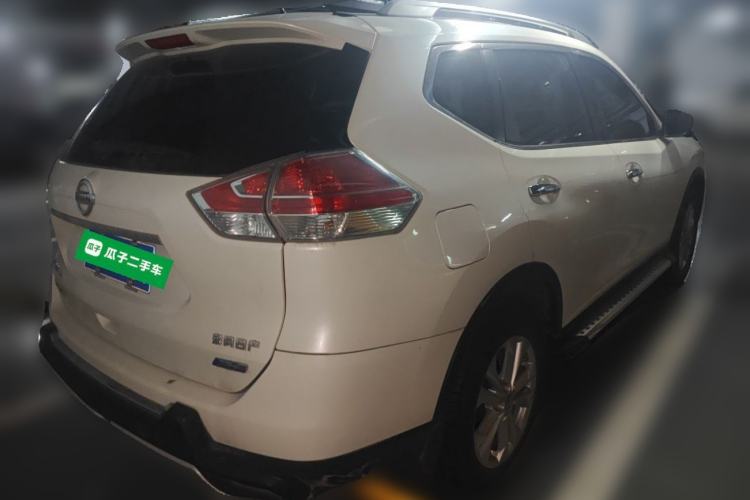 Used Nissan X-Trail 2014 2.5L CVT Luxury Edition 4WD Rear Right 45 Deg
