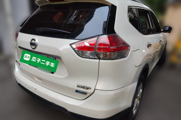 Used Nissan X-Trail 2014 2.0L CVT Comfort Edition 2WD Rear Right 45 Deg