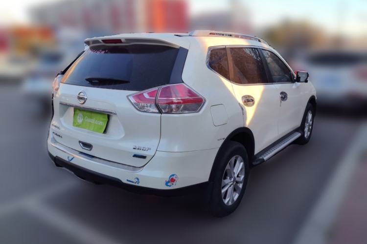 Used Nissan X-Trail 2014 2.5L CVT Luxury Edition 4WD Rear Right 45 Deg