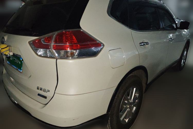 Used Nissan X-Trail 2014 2.0L CVT Comfort Edition 2WD Rear Right 45 Deg