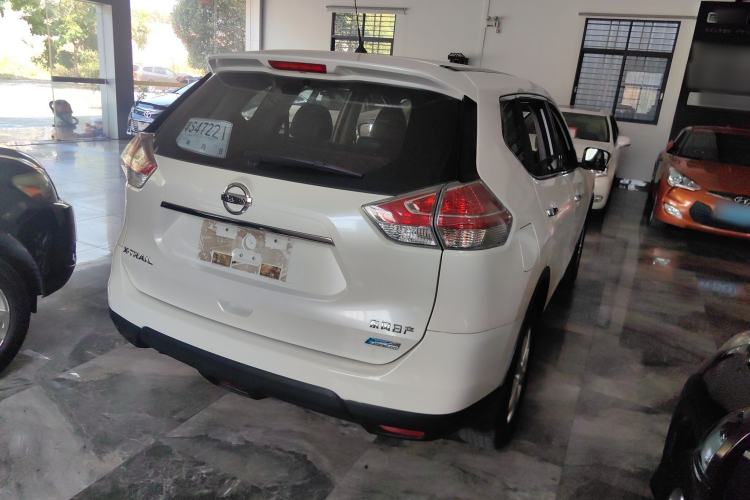Used Nissan X-Trail 2014 2.0L CVT Comfort Edition 2WD Rear Right 45 Deg