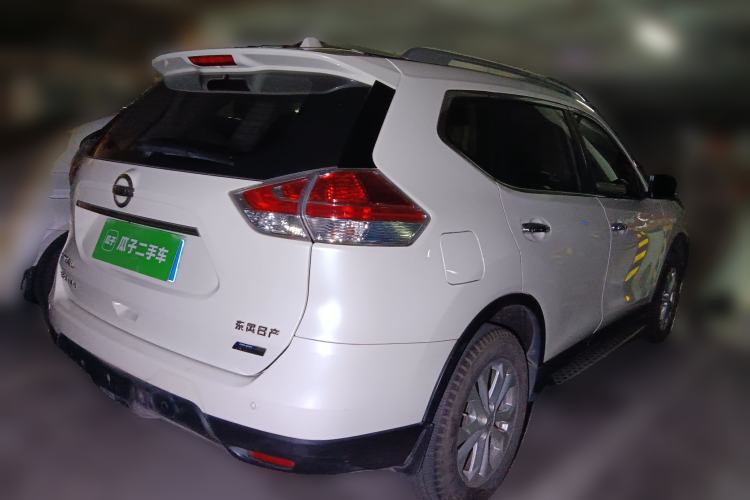 Used Nissan X-Trail 2014 2.5L CVT Luxury Edition 4WD Rear Right 45 Deg