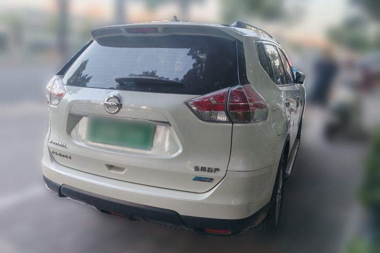 Used Nissan X-Trail 2014 2.5L CVT Luxury Edition 4WD Rear Right 45 Deg