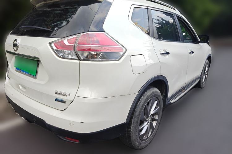 Used Nissan X-Trail 2014 2.5L CVT Ultimate Edition 4WD Rear Right 45 Deg