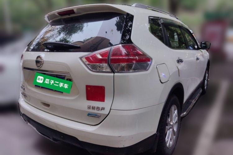 Used Nissan X-Trail 2014 2.5L CVT Luxury Edition 4WD Rear Right 45 Deg