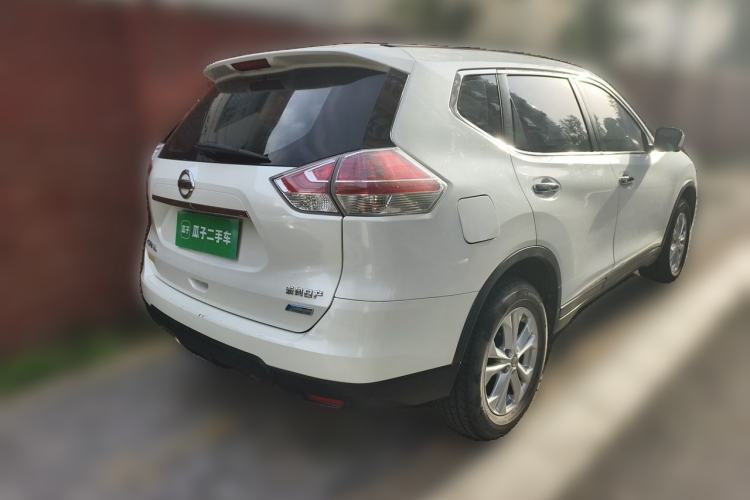 Used Nissan X-Trail 2014 2.0L CVT Comfort Edition 2WD Rear Right 45 Deg