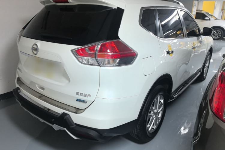 Used Nissan X-Trail 2014 2.0L CVT Comfort Edition 2WD Rear Right 45 Deg