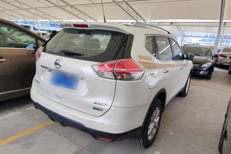 Used Nissan X-Trail 2014 2.0L CVT Comfort Edition 2WD Rear Right 45 Deg