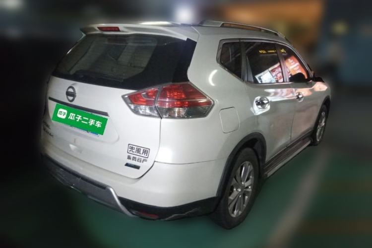 Used Nissan X-Trail 2014 2.5L CVT Luxury Edition 4WD Rear Right 45 Deg