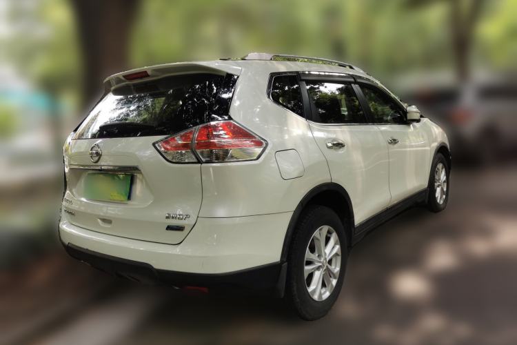Used Nissan X-Trail 2014 2.5L CVT Leading Edition 4WD Rear Right 45 Deg