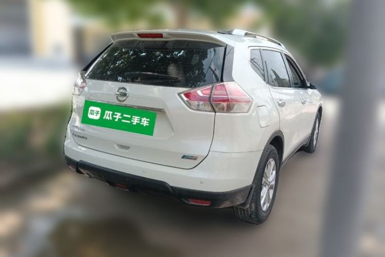 Used Nissan X-Trail 2014 2.5L CVT Luxury Edition 4WD Rear Right 45 Deg
